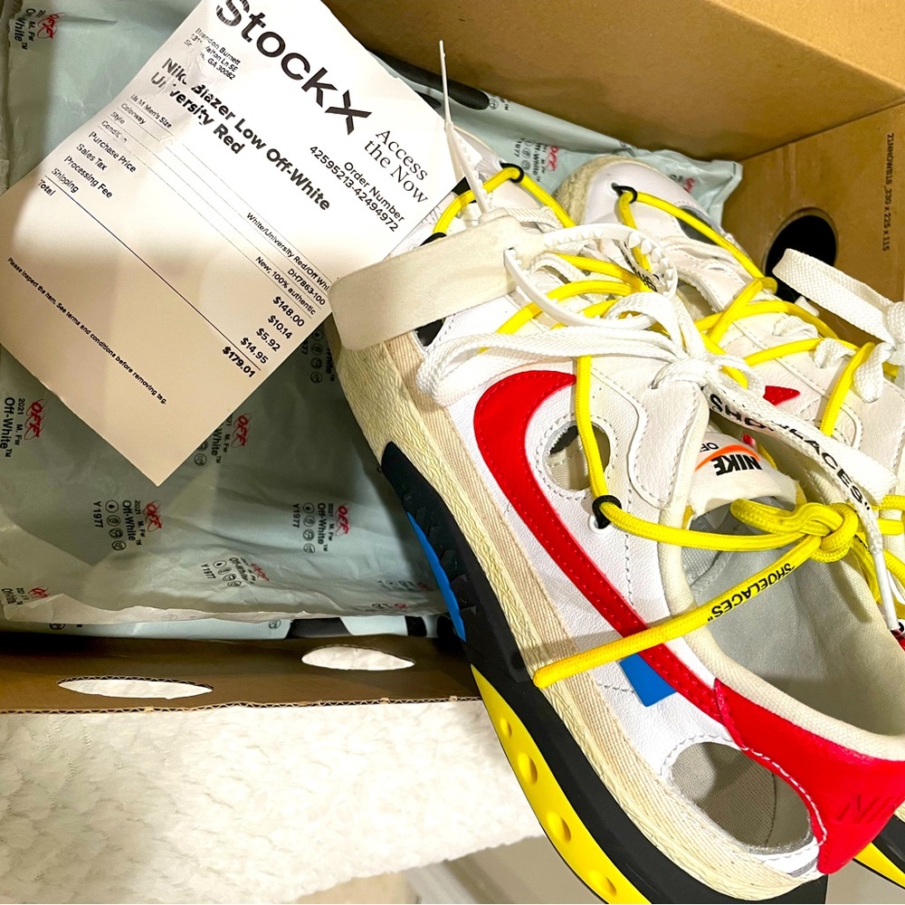 Off white Nike blazer low 77